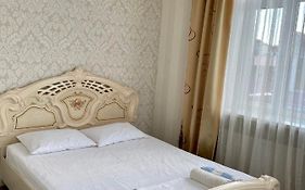 Apartment Studio -біля Вокзалу-недалеко від Центру-Городоцька 151